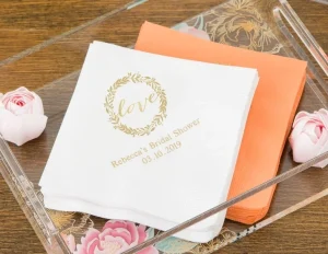 How to customize napkins for weddings
